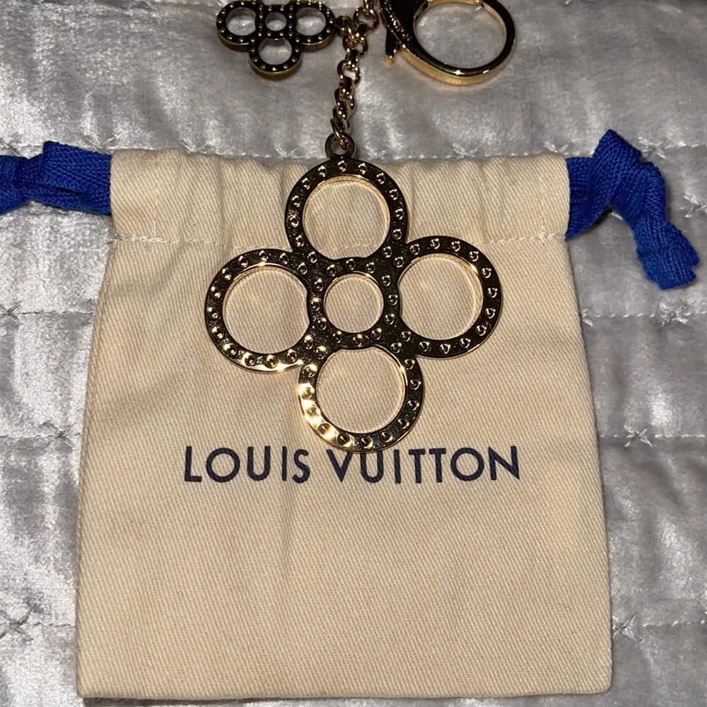 Louis Vuitton bag Charm pristine condition comes with dust bag n box - Picture 5 of 8